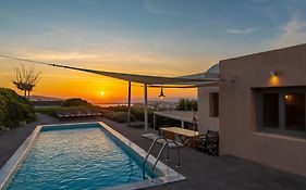 270 Oias View